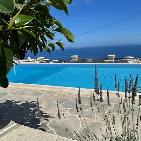 Windmill Bella Vista Aparthotel 4*