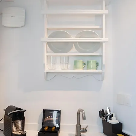 Windmill Bella Vista Aparthotel 4*