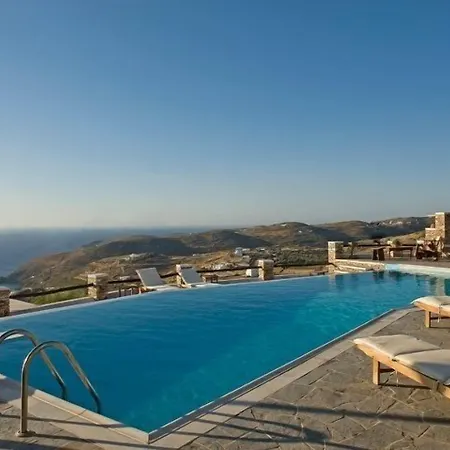 Windmill Bella Vista Aparthotel 4*