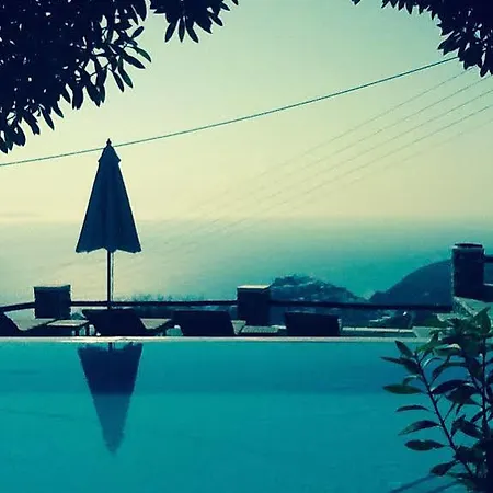 Windmill Bella Vista Apart-hotel 4*