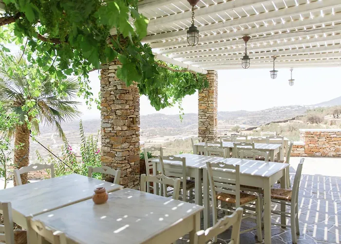 Windmill Bella Vista Aparthotel 4*